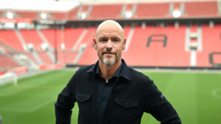 Leverkusen anuncia Erik ten Hag como seu novo t&eacute;cnico