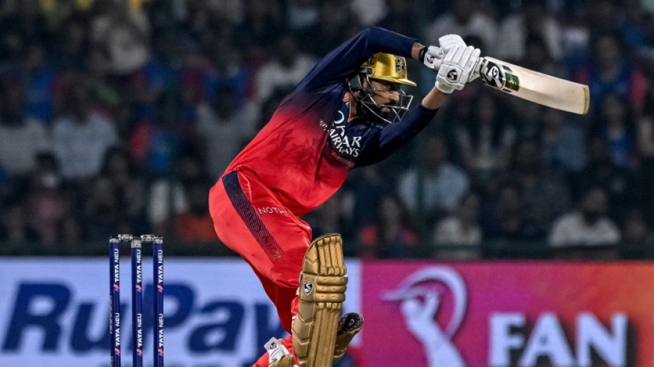 Krunal Pandya leads Bengaluru to top of IPL table