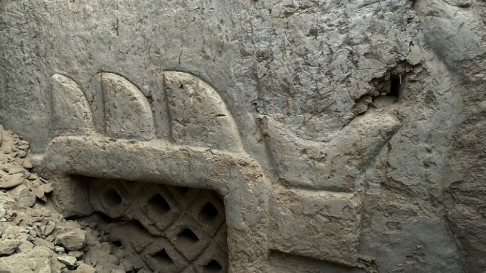 P&eacute;rou: d&eacute;couverte d'une fresque murale vieille de plus de 3.000 ans