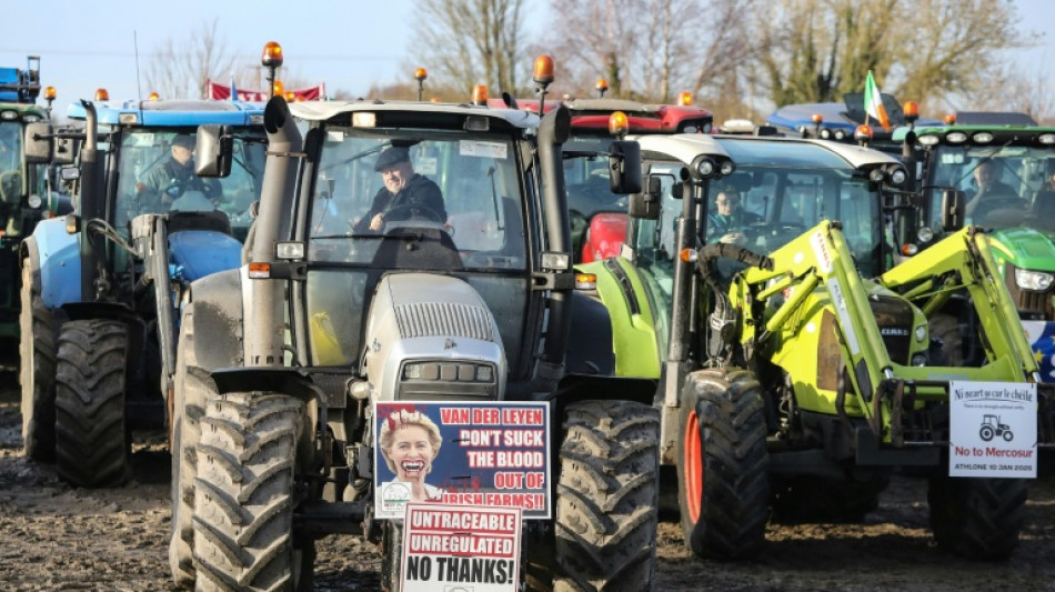 Irlande: plusieurs milliers d'agriculteurs manifestent contre l'accord UE-Mercosur