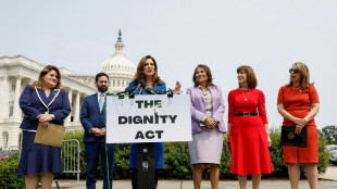 Nuevo proyecto de ley otorgaría estatus legal a algunos migrantes en EEUU