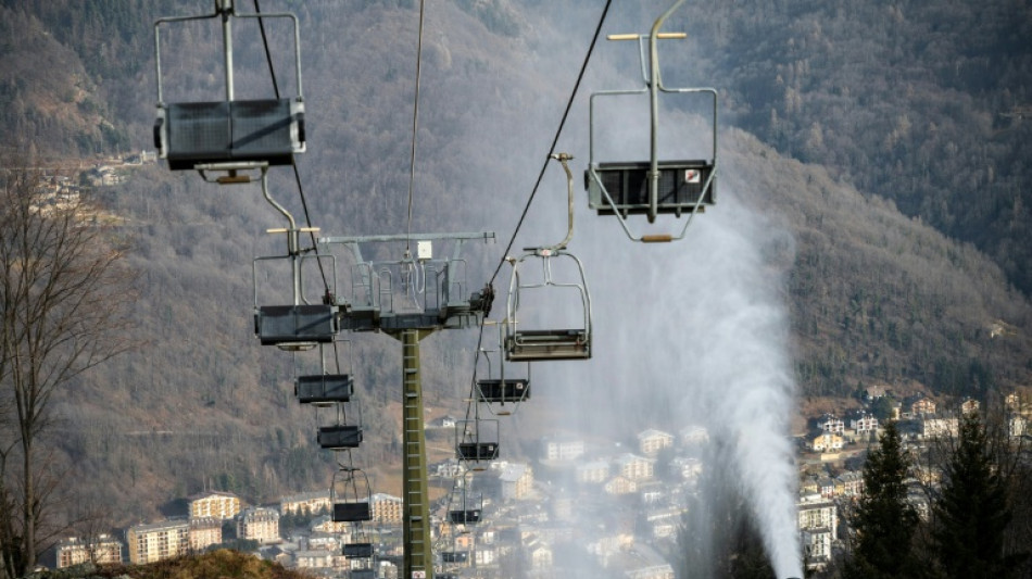 JO-2026: cette neige artificielle, si indispensable et d&eacute;cri&eacute;e