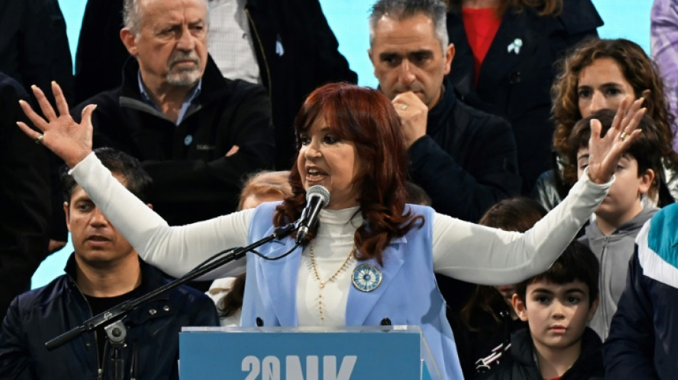 Argentine: Kirchner rameute le camp p&eacute;roniste, le FMI pour cible