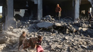 Bombardeos israel&iacute;es dejan al menos 30 muertos en Gaza y se reanudan las negociaciones para una tregua