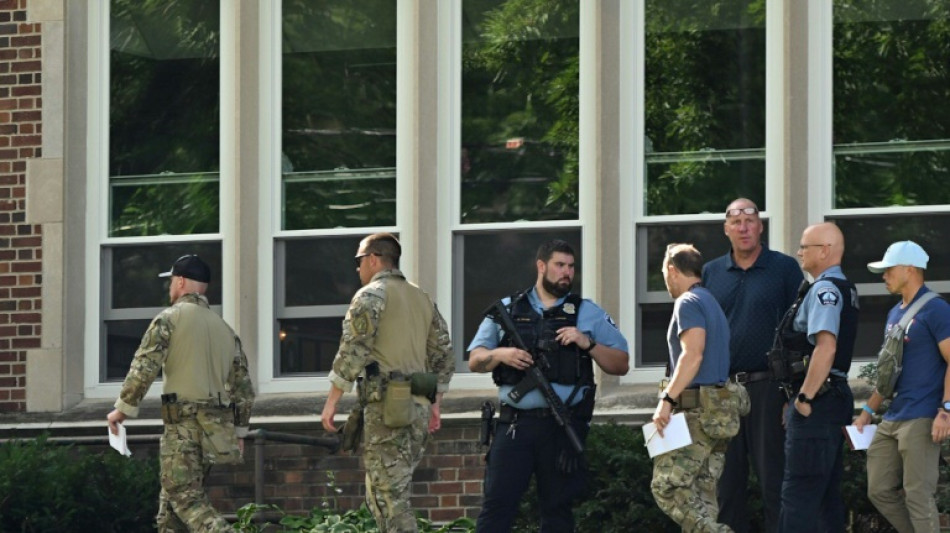 Autoridades investigam motiva&ccedil;&atilde;o de tiroteio que matou duas crian&ccedil;as em igreja nos EUA