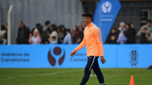 Goleiro uruguaio Rochet passa por cirurgia e desfalca Inter