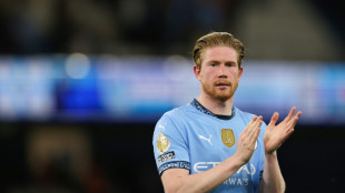 City vence Wolves com gol de De Bruyne e fica mais perto da Champions