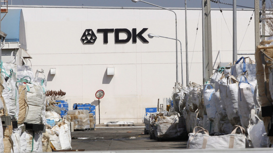 Trump, 'Cina ci dia magneti, altrimenti dazi del 200%'