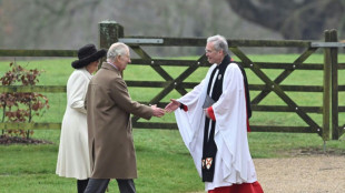 El rey Carlos III asiste a la misa del domingo en Sandringham