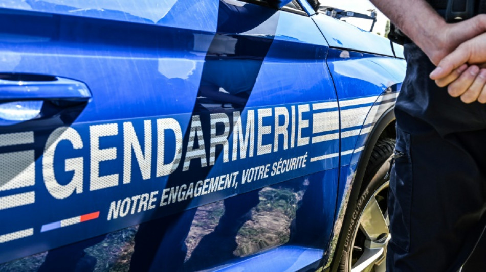 Un enfant s&eacute;questr&eacute; plus d'un an dans une camionnette