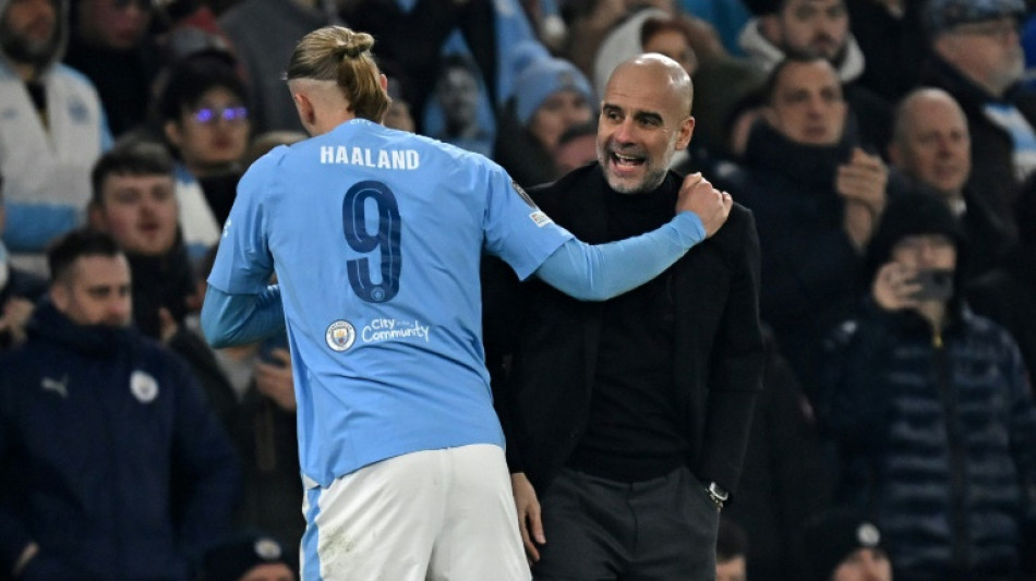 Liverpool e City fazem cl&aacute;ssico valendo a lideran&ccedil;a do Campeonato Ingl&ecirc;s