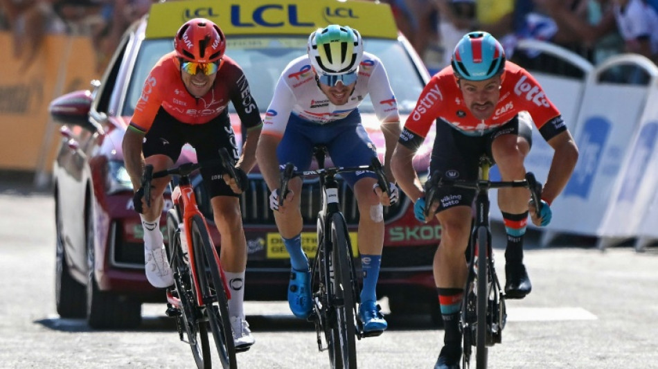 Tour de France: Matt&eacute;o Vercher, l'&eacute;closion du "Petit Voeckler"