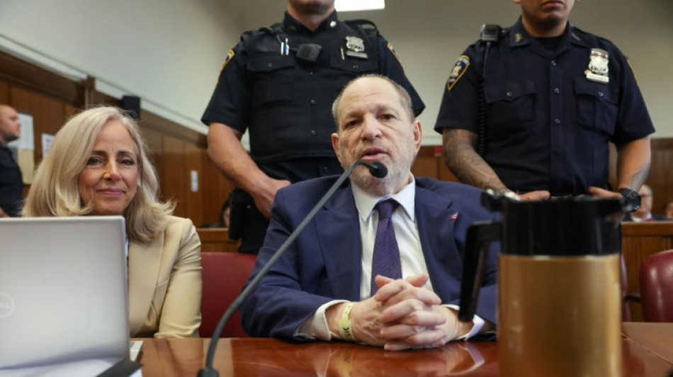 Modelo polonesa Kaja Sokola dep&otilde;e contra Weinstein pela primeira vez