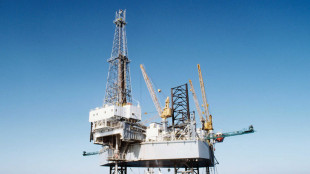 Il petrolio in rialzo a New York a 64,15 dollari