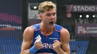 Euro d'athl&eacute;tisme: d&eacute;buts prudents mais assur&eacute;s pour Mayer, priorit&eacute; &agrave; la qualification olympique