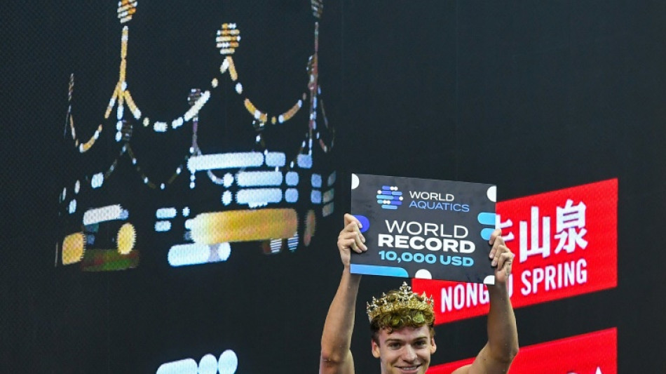 Natation: L&eacute;on Marchand pulv&eacute;rise le record du monde du 200 m quatre nages