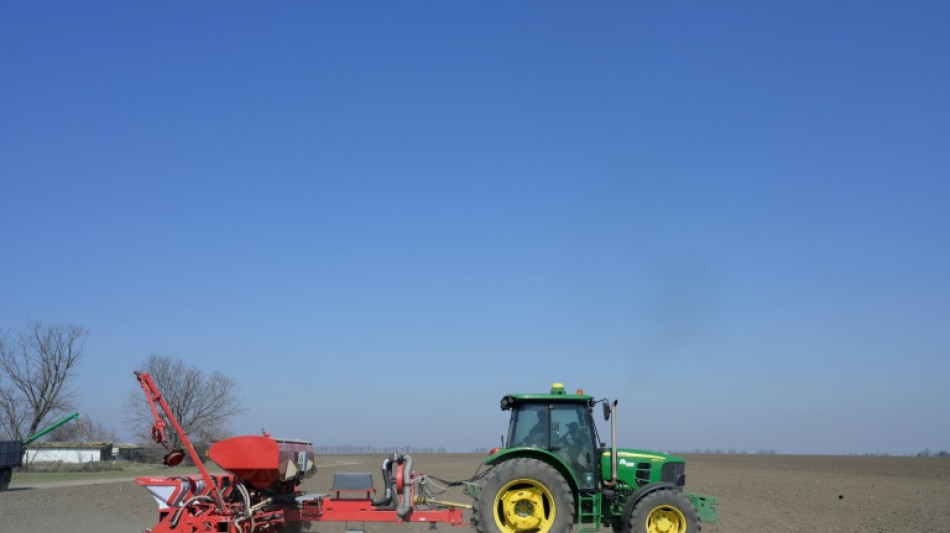 Au début des semailles, l'agriculture ukrainienne craint la panne sèche
