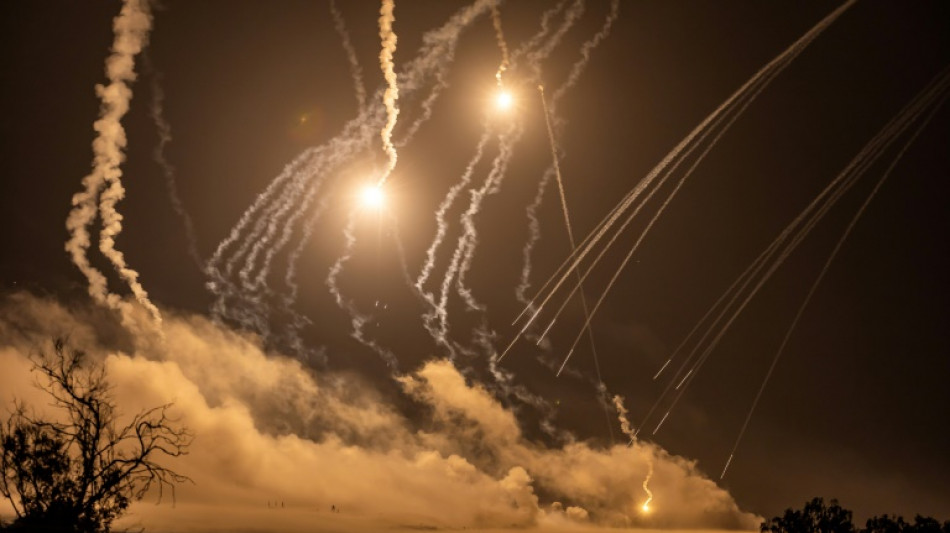 Isra&euml;l rejette une pause humanitaire &agrave; Gaza, frappe mortelle sur une ambulance 