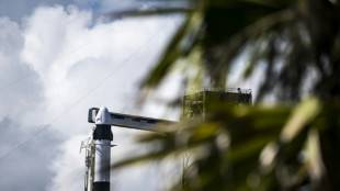 Premi&egrave;re sortie extrav&eacute;hiculaire priv&eacute;e: SpaceX reporte la mission &agrave; cause d'une fuite d'h&eacute;lium