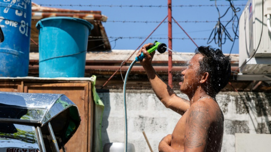 Philippines: classe &agrave; distance &agrave; cause de la chaleur et d'une gr&egrave;ve des jeepneys