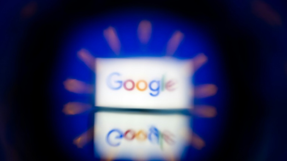 UE pressiona Apple e Google por normas de concorr&ecirc;ncia do bloco