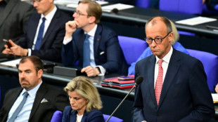 Merz zeigt Verst&auml;ndnis f&uuml;r Merkels Entscheidung zur Aufnahme vieler Gefl&uuml;chteter
