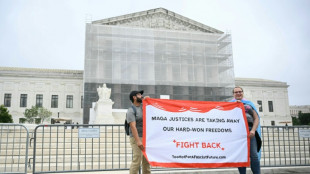 Trump cr&ecirc; ter carta branca ap&oacute;s Suprema Corte dos EUA limitar poder de ju&iacute;zes