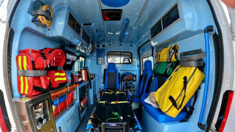 Bambina di 11 anni in bici investita e uccisa da un'auto