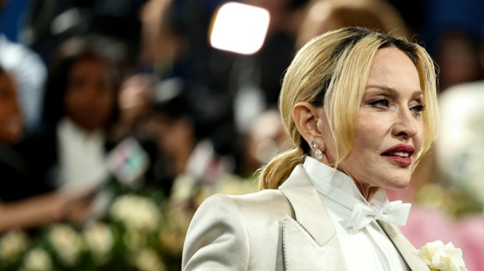 Material girl: Madonna oferece recompensa por figurino desaparecido ap&oacute;s Coachella
