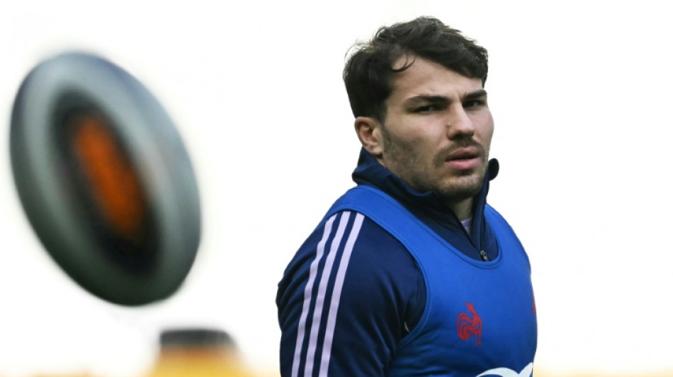 XV de France: Dupont, nouveau retour mais toujours m&ecirc;mes attentes