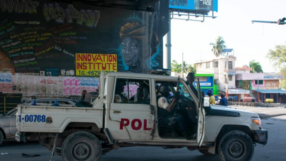 Gangues do Haiti incendeiam outro posto policial em meio &agrave; onda de viol&ecirc;ncia