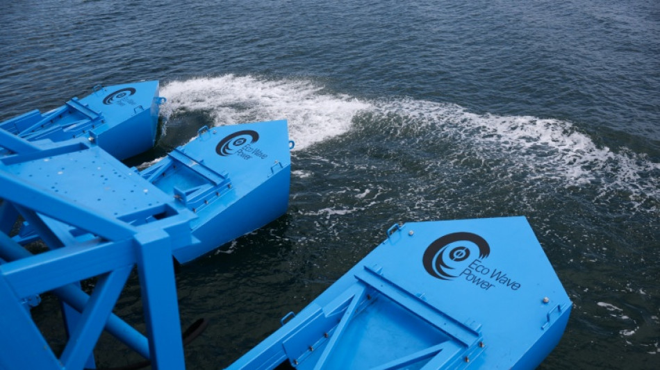 La energ&iacute;a del mar se convierte en electricidad en el puerto de Los &Aacute;ngeles