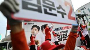 South Korea presidential candidates rally in final campaign stretch