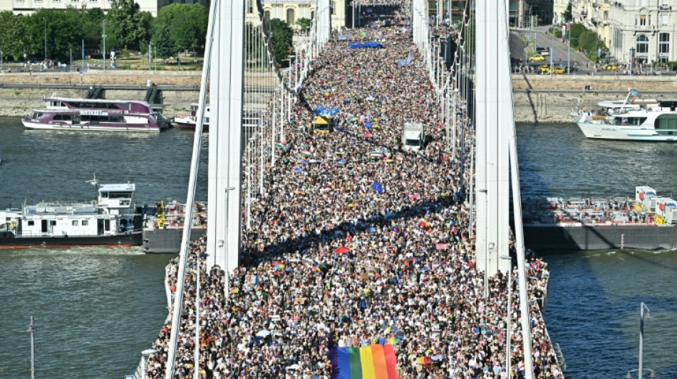 Organisatoren: Rekordzahl von bis zu 200.000 Menschen bei Pride-Parade in Budapest