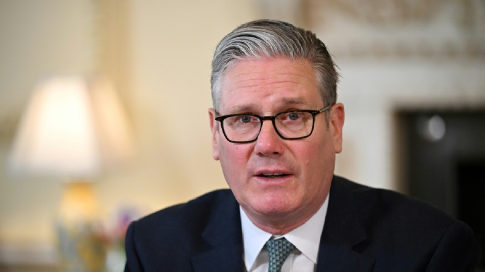 Premi&ecirc; brit&acirc;nico sob press&atilde;o por caso de ex-embaixador vinculado a Epstein