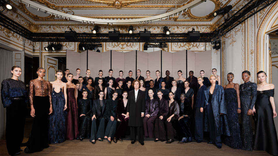 Silvana Armani porta a Parigi il boudoir di Armani Priv&egrave;