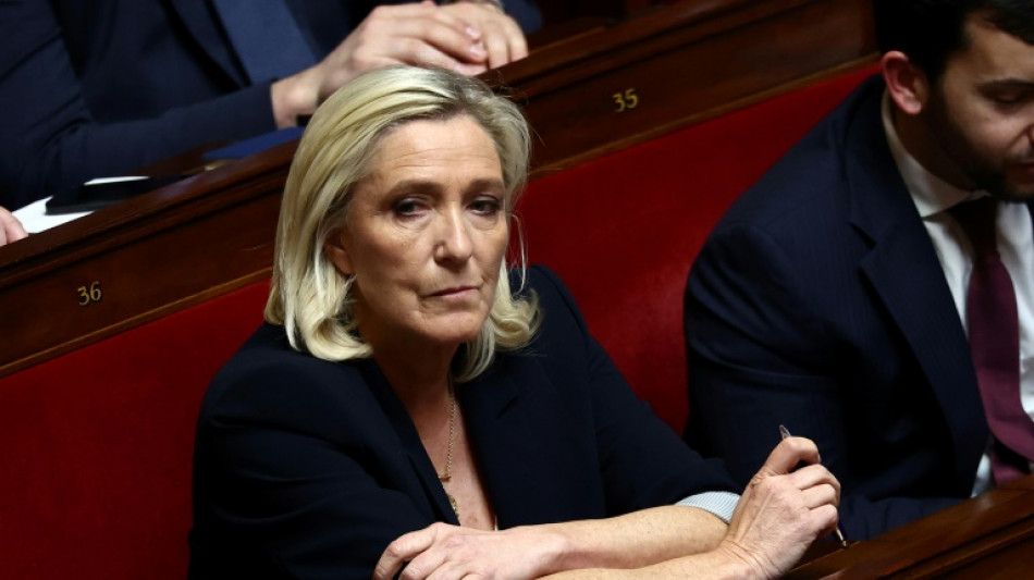 Attal et la gauche chargent Le Pen avant son meeting &agrave; Paris