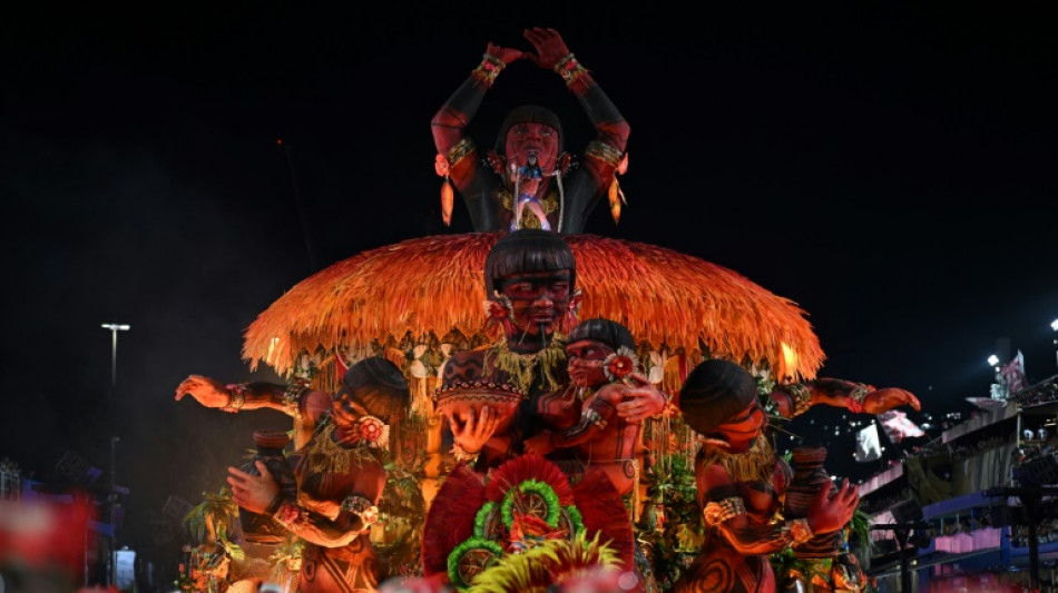 El carnaval hace vibrar el Sambódromo de Rio 
