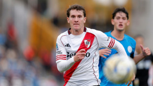 Vasco anuncia contrata&ccedil;&atilde;o do atacante argentino Facundo Colidio