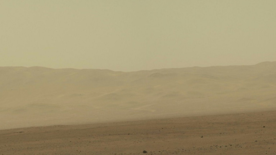 Why is there no life on Mars? Rover finds a clue