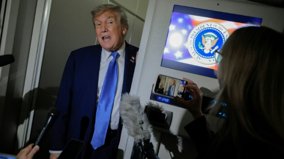 Oil prices dip, stocks mixed tracking Mideast unrest