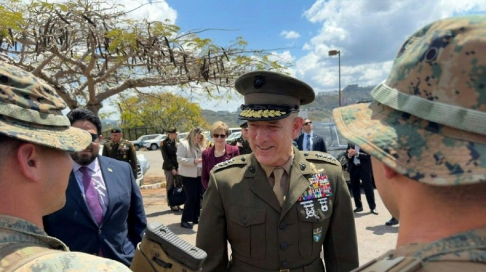 Venezuela recebe comandante militar dos EUA