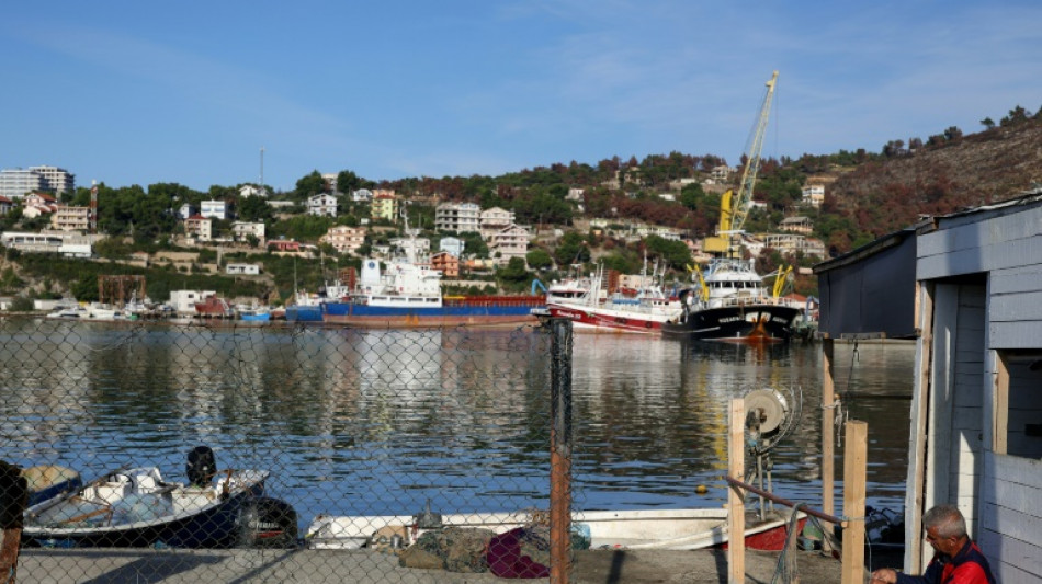 It&aacute;lia e Alb&acirc;nia inauguram pol&ecirc;mica 'terceiriza&ccedil;&atilde;o' de pedidos de asilo na UE