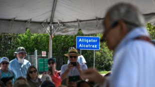 Una jueza ordena desmantelar el "Alcatraz de los Caimanes" en 60 d&iacute;as