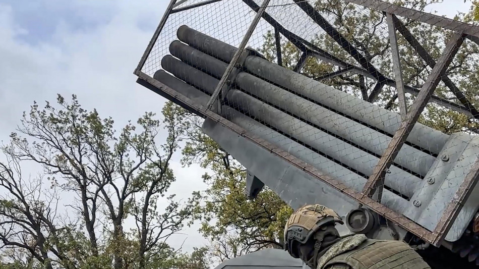 Titoli difesa giù in Borsa su rumors di accordo Russia-Ucraina