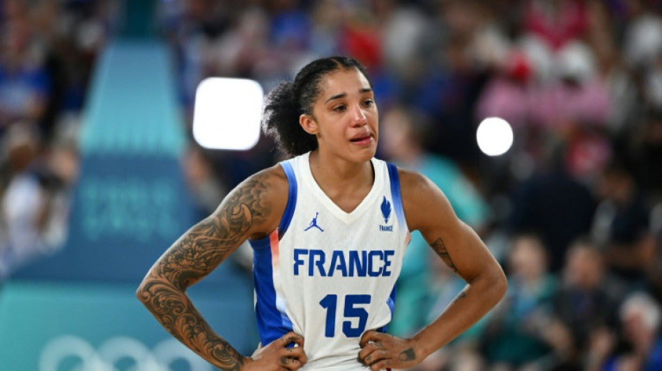 Basket: battues d'un point par les Am&eacute;ricaines, les Bleues d&eacute;crochent l'argent