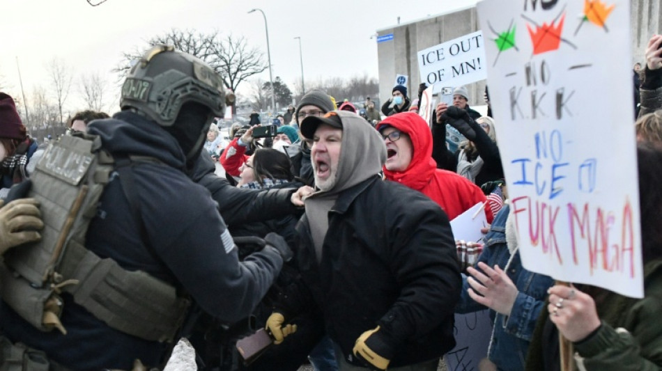 W&uuml;tender Protest in Minnesota nach T&ouml;tung einer Autofahrerin durch ICE-Beamte