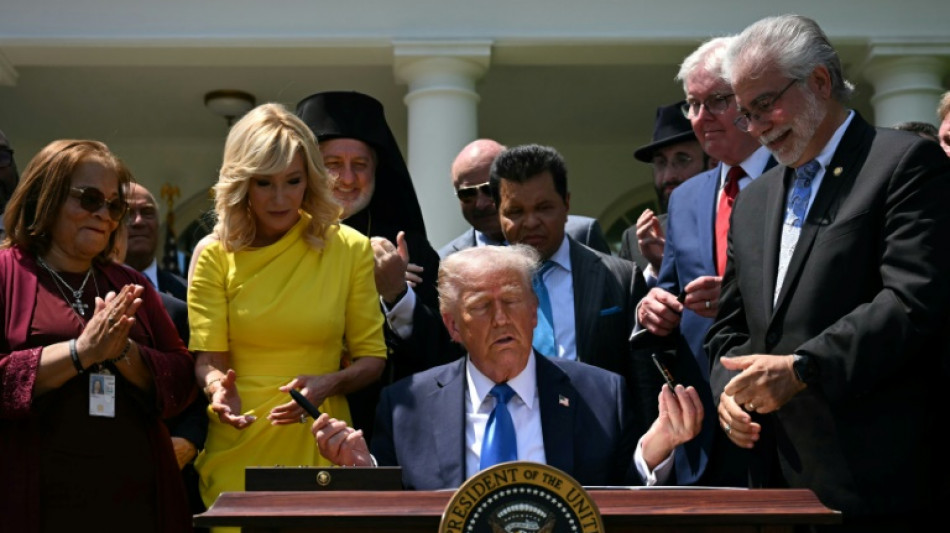 Trump diz que um acordo de paz na Ucr&acirc;nia o ajudaria a 'ir para o c&eacute;u'