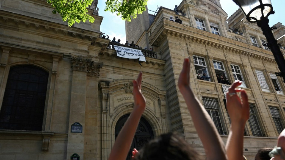 Pariser Universit&auml;t Sorbonne nach Protesten gegen das Wahlergebnis geschlossen