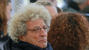 Elie Chouraqui assigne la production d'une com&eacute;die musicale de Pascal Obispo 